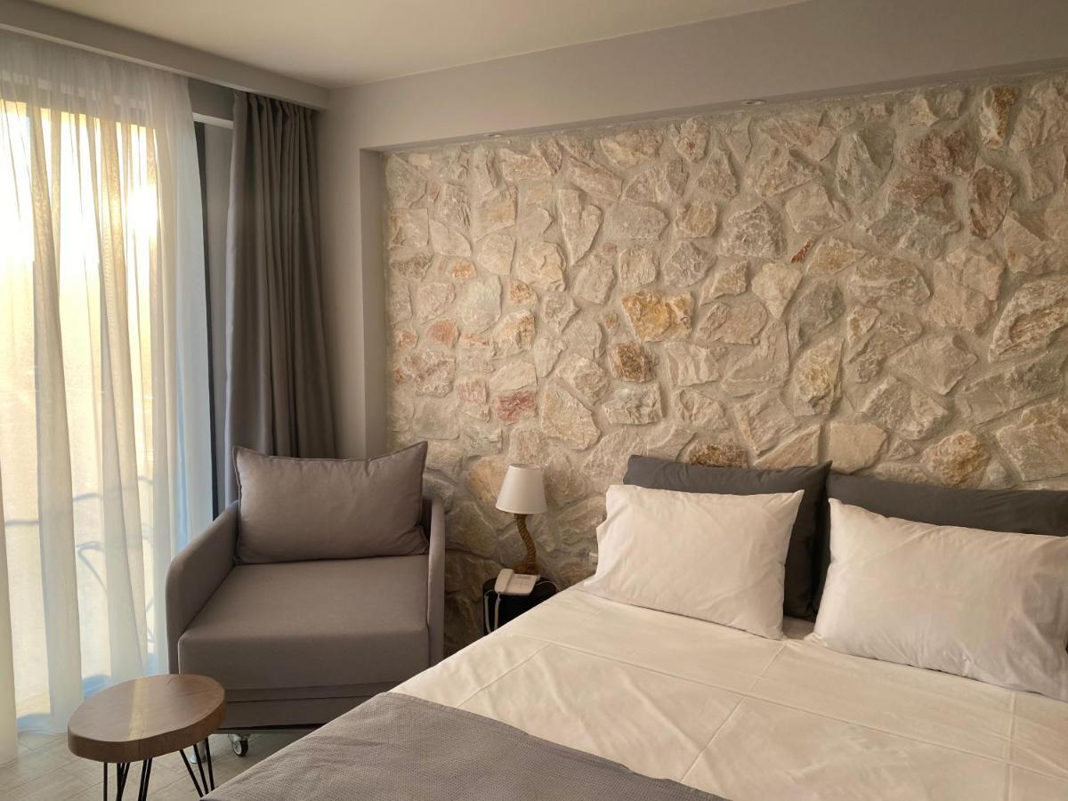 Kali Thea Suites Neos Marmaras Ngoại thất bức ảnh