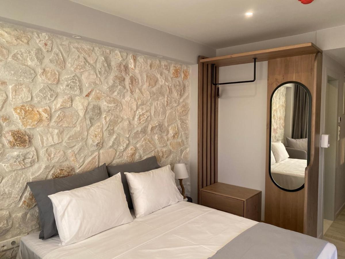 Kali Thea Suites Neos Marmaras Ngoại thất bức ảnh