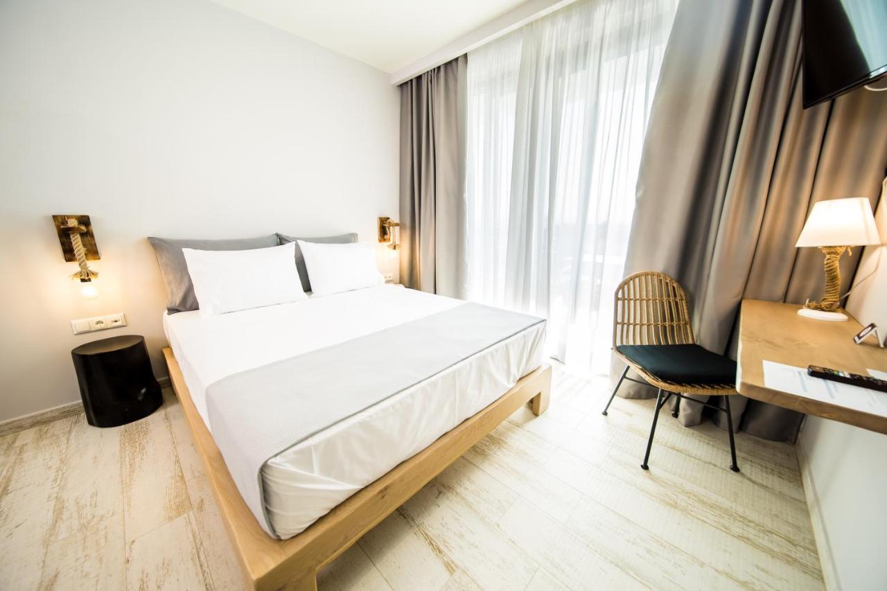 Kali Thea Suites Neos Marmaras Ngoại thất bức ảnh
