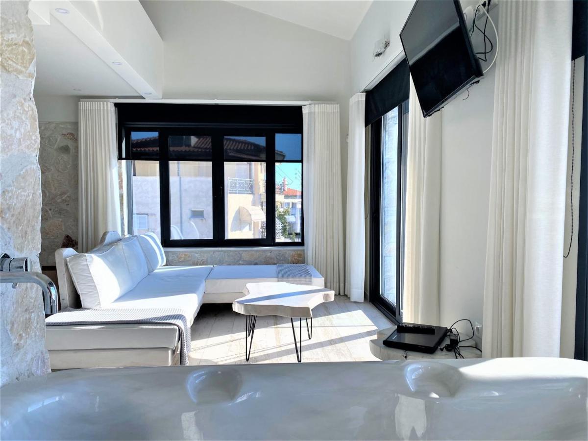Kali Thea Suites Neos Marmaras Ngoại thất bức ảnh
