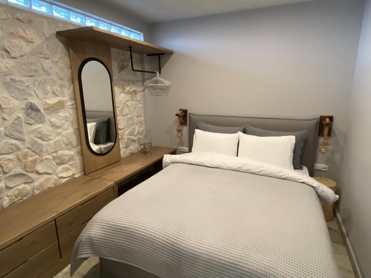 Kali Thea Suites Neos Marmaras Ngoại thất bức ảnh