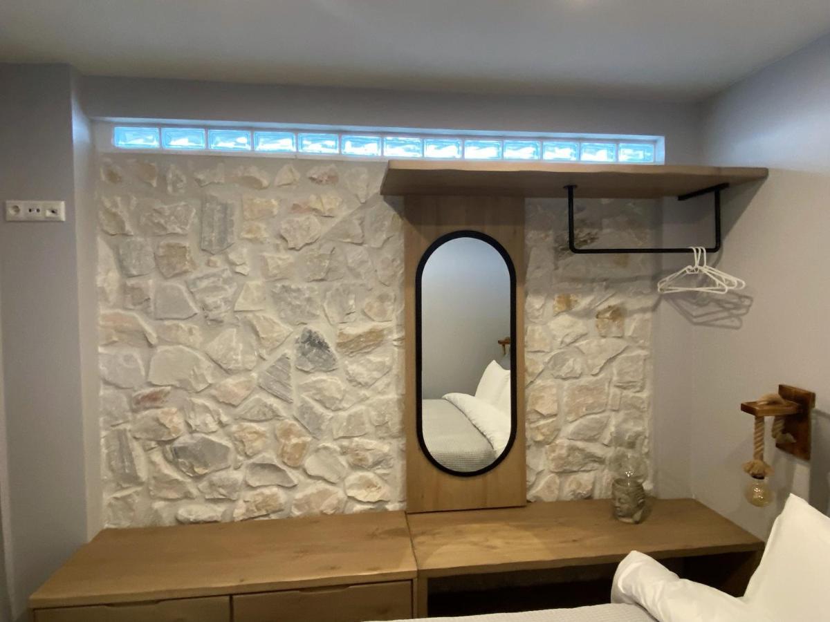 Kali Thea Suites Neos Marmaras Ngoại thất bức ảnh